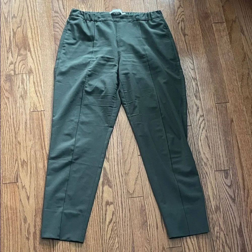 MM Lafleur Front Pleated Olive Green Trousers Women’s Sz 6